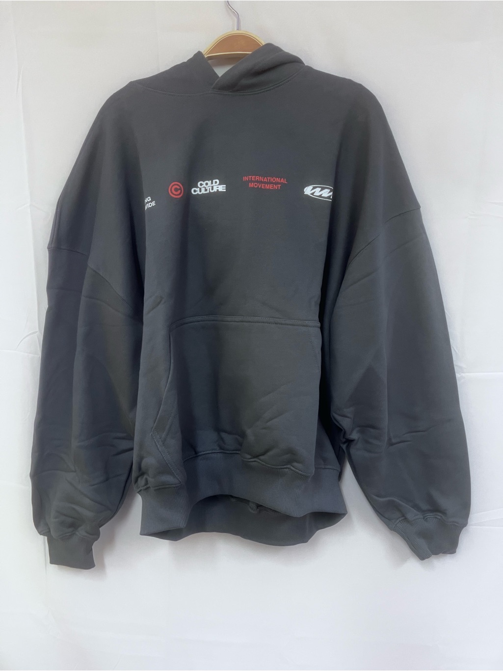 New Cold Culture Worldwide Circle Hoodie Dark Grey Size: M — image 5 of 8